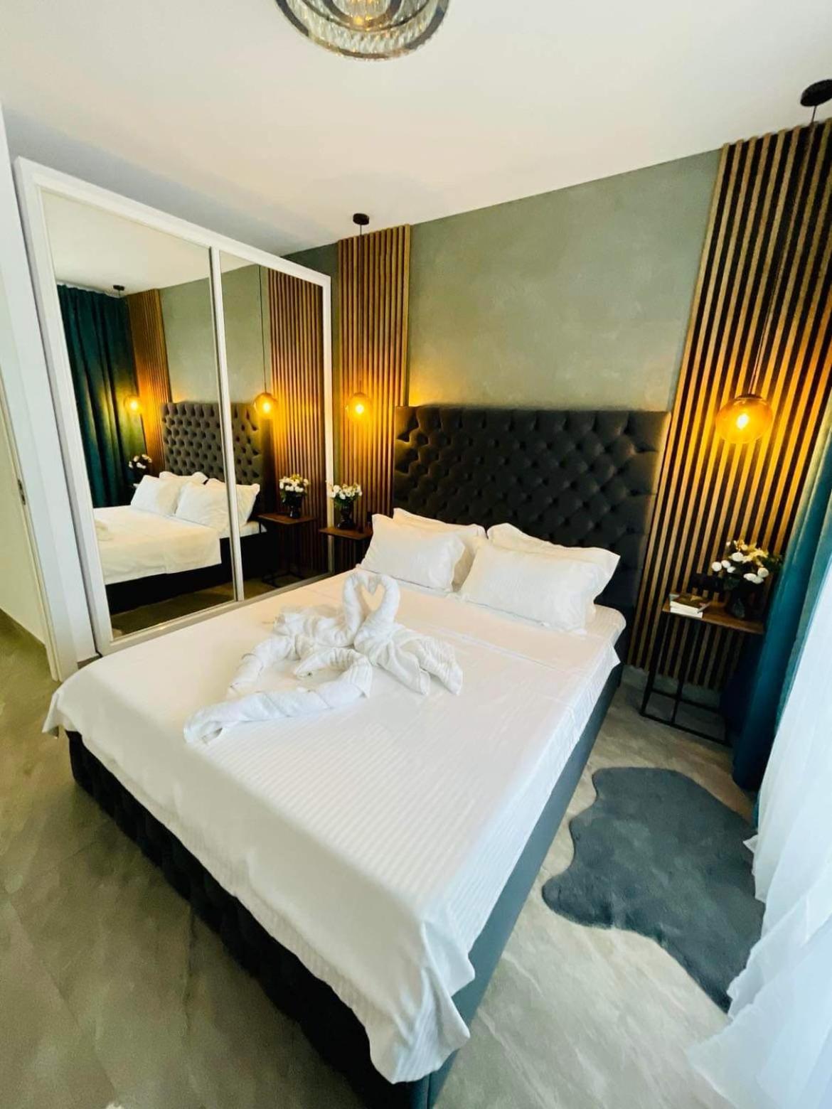 Aici Te Simti Ca Acasa Apartment ยาช ภายนอก รูปภาพ