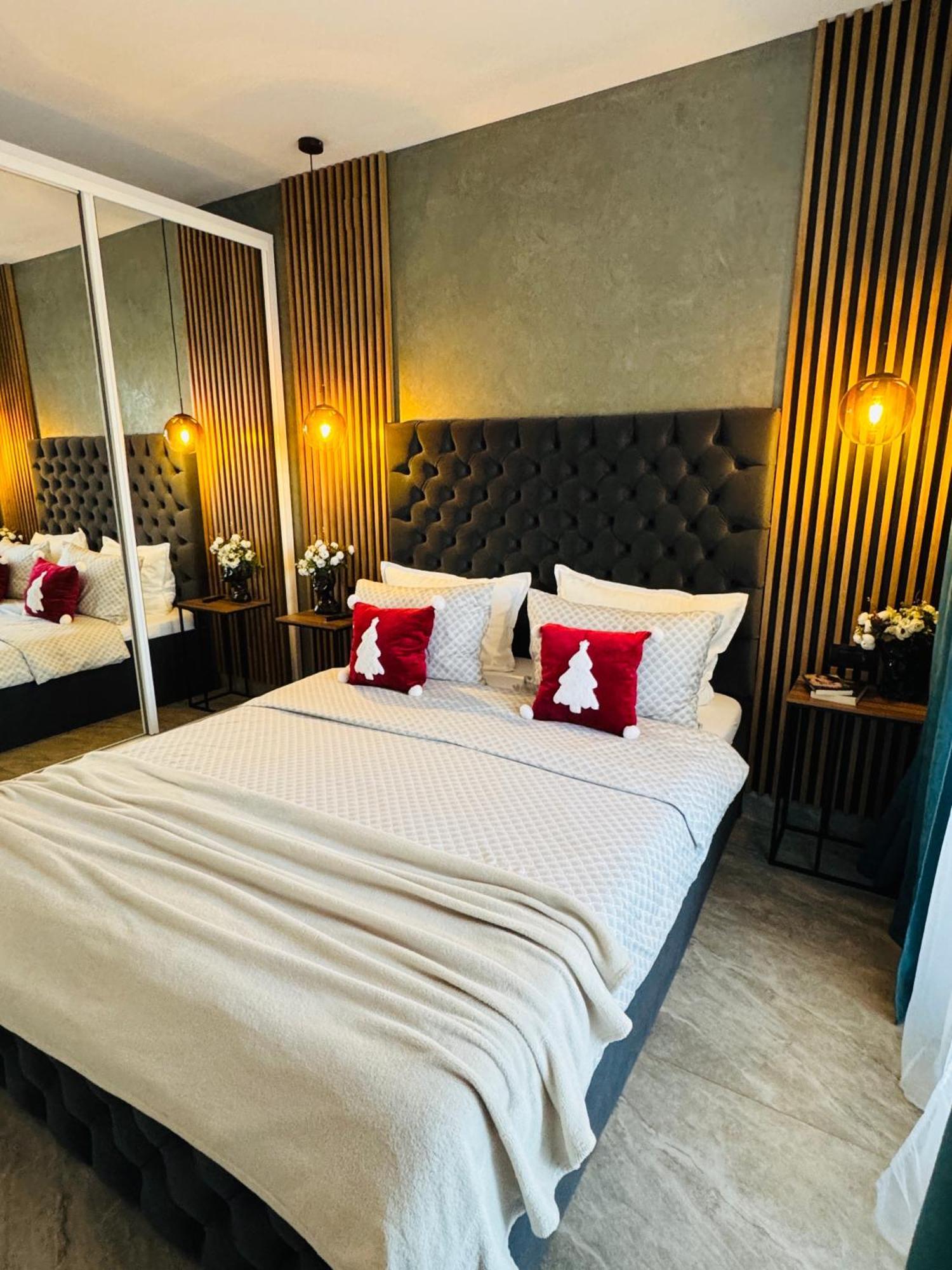 Aici Te Simti Ca Acasa Apartment ยาช ภายนอก รูปภาพ